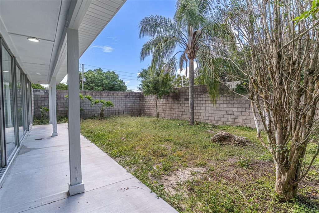 For Rent: $2,495 (3 beds, 2 baths, 1160 Square Feet)