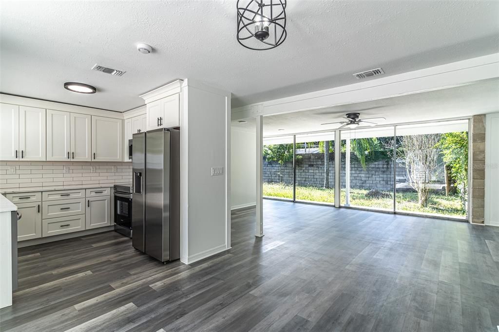 For Rent: $2,495 (3 beds, 2 baths, 1160 Square Feet)