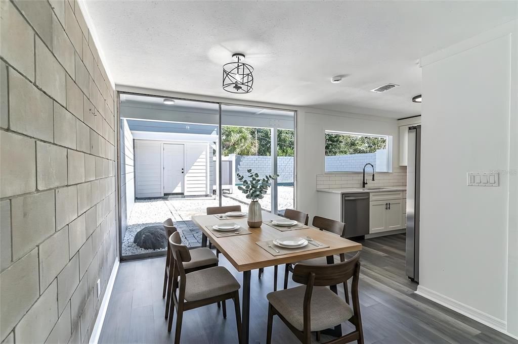 For Rent: $2,495 (3 beds, 2 baths, 1160 Square Feet)