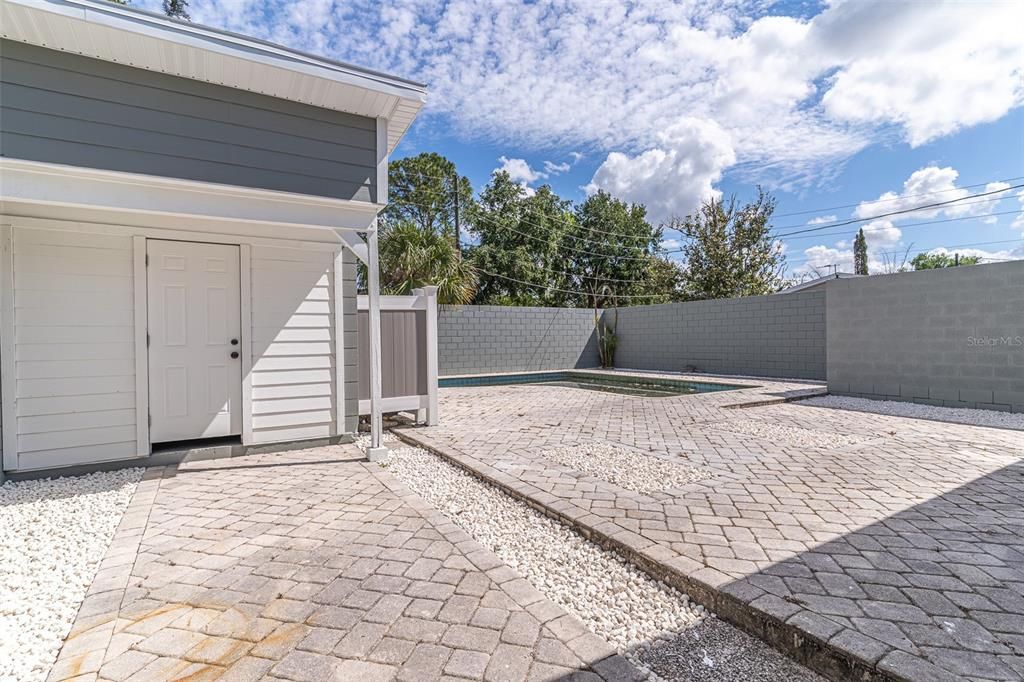 For Rent: $2,495 (3 beds, 2 baths, 1160 Square Feet)