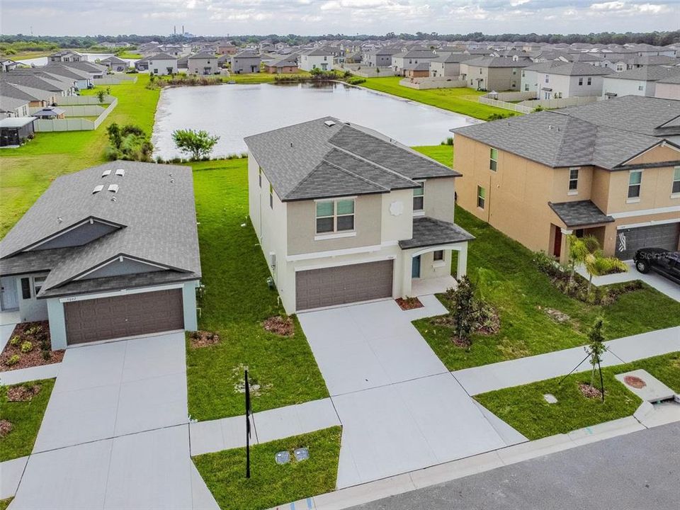 For Sale: $375,000 (5 beds, 2 baths, 2215 Square Feet)