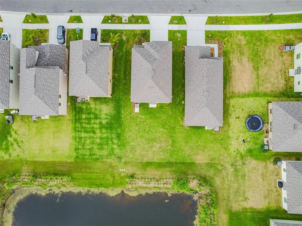 For Sale: $375,000 (5 beds, 2 baths, 2215 Square Feet)