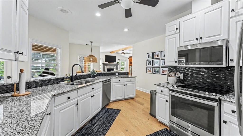 For Sale: $575,000 (4 beds, 3 baths, 2405 Square Feet)