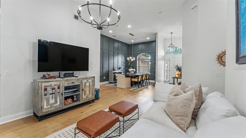 For Sale: $575,000 (4 beds, 3 baths, 2405 Square Feet)