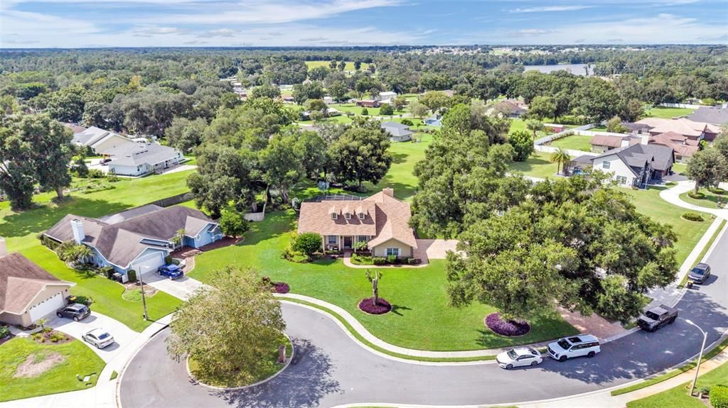 For Sale: $575,000 (4 beds, 3 baths, 2405 Square Feet)