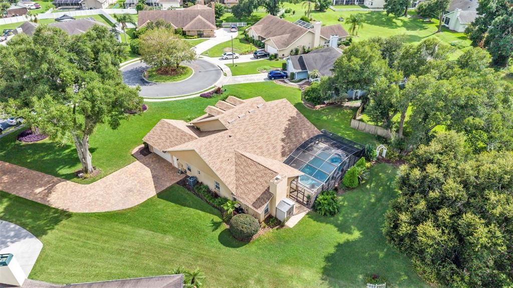 For Sale: $575,000 (4 beds, 3 baths, 2405 Square Feet)