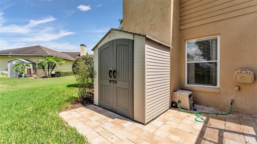 For Sale: $575,000 (4 beds, 3 baths, 2405 Square Feet)