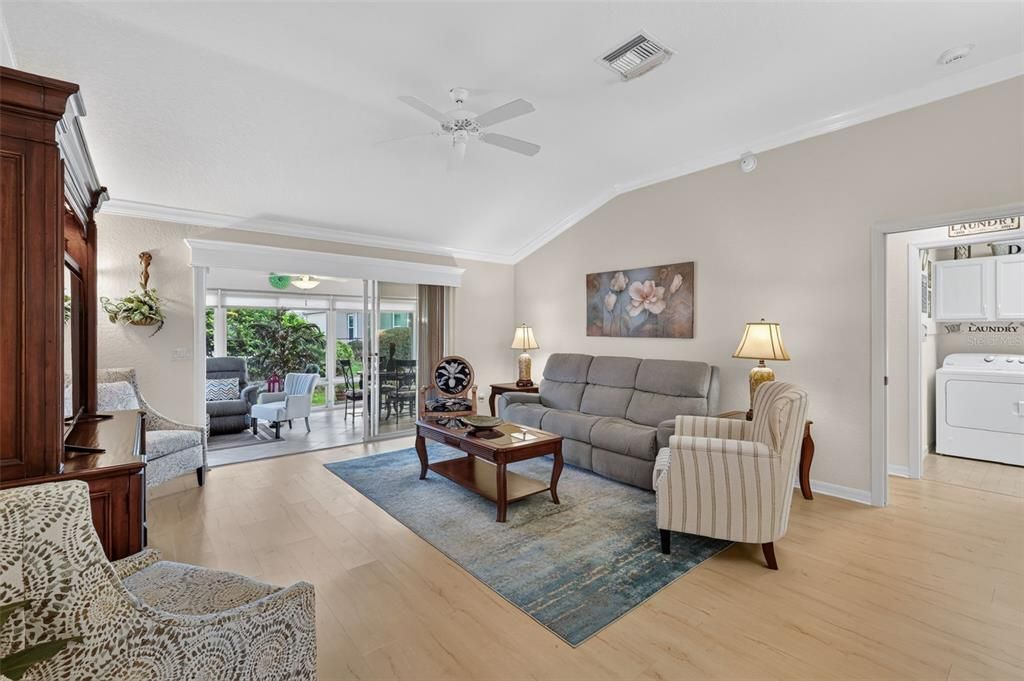 For Sale: $399,000 (3 beds, 2 baths, 1576 Square Feet)