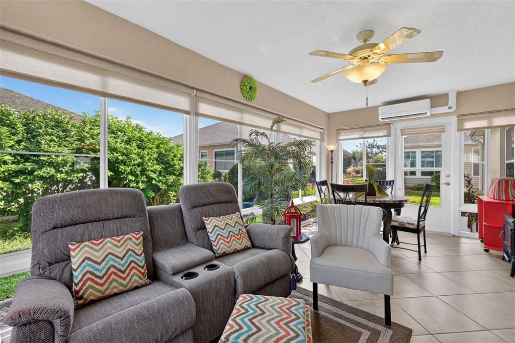 For Sale: $399,000 (3 beds, 2 baths, 1576 Square Feet)