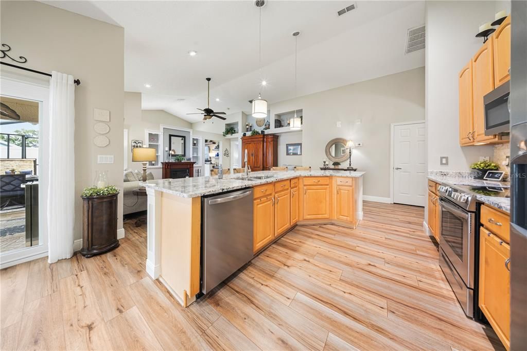 En Venta: $499,900 (3 camas, 2 baños, 1758 Pies cuadrados)