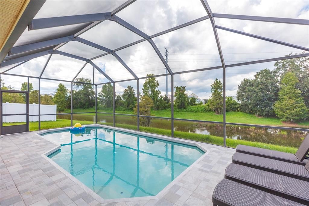 For Sale: $549,000 (4 beds, 3 baths, 2798 Square Feet)
