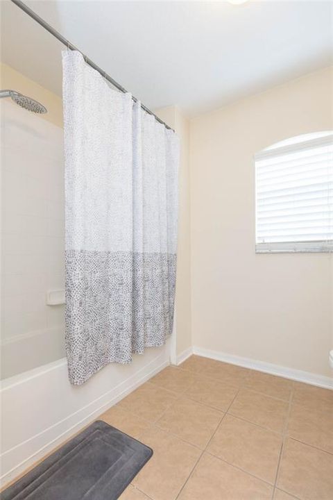 For Sale: $549,000 (4 beds, 3 baths, 2798 Square Feet)