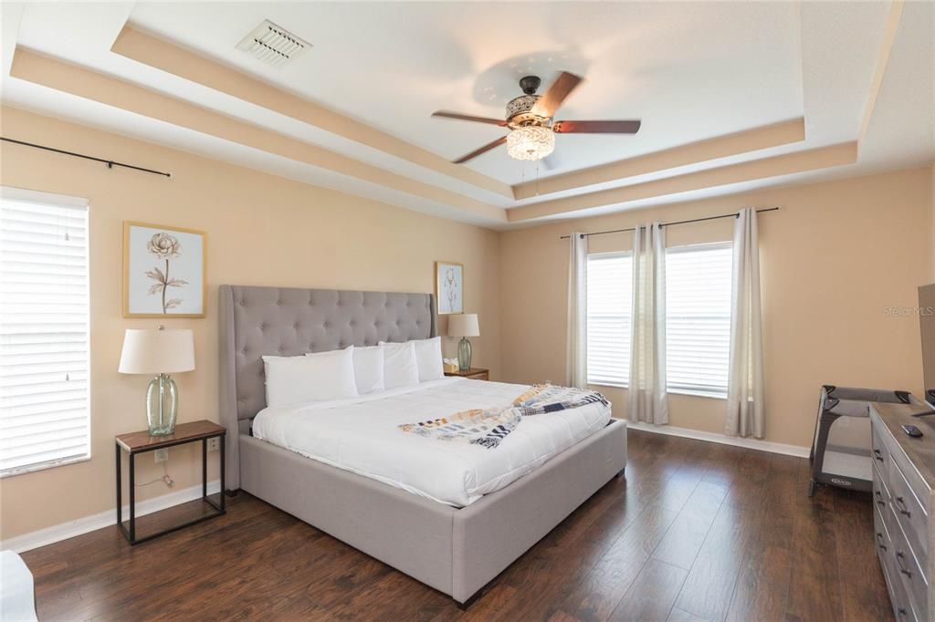 For Sale: $549,000 (4 beds, 3 baths, 2798 Square Feet)