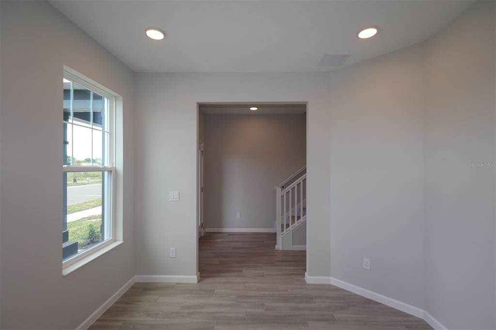 For Sale: $359,990 (3 beds, 2 baths, 1833 Square Feet)