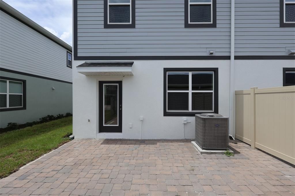 For Sale: $359,990 (3 beds, 2 baths, 1833 Square Feet)
