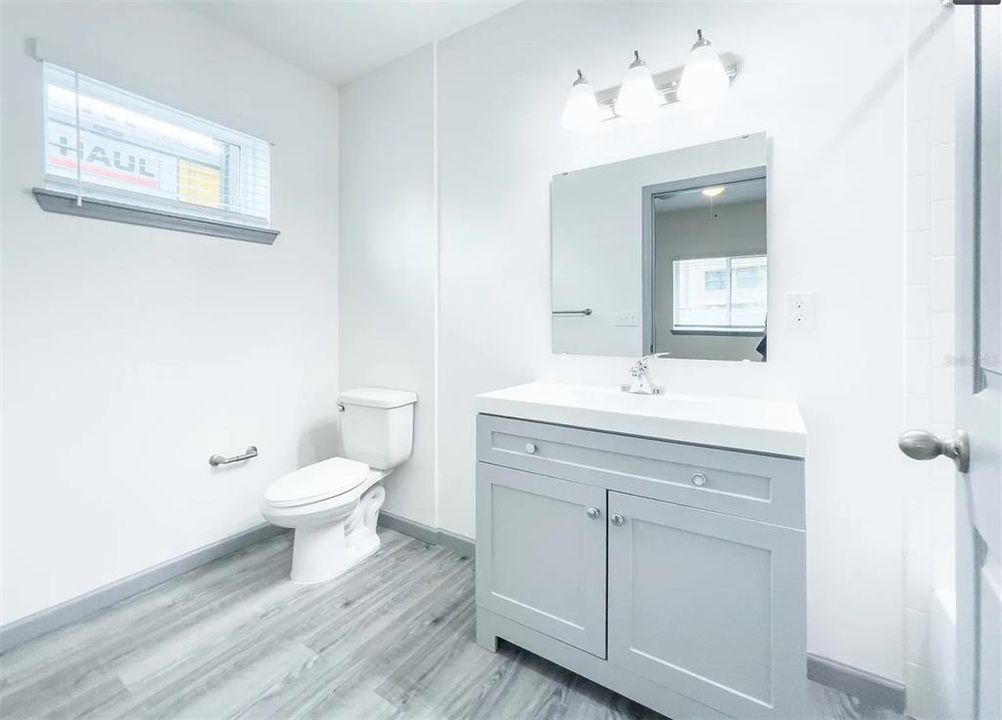 For Rent: $1,595 (2 beds, 2 baths, 1600 Square Feet)