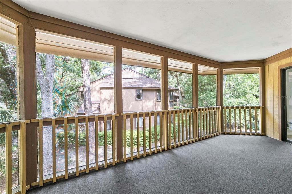 For Sale: $168,000 (2 beds, 2 baths, 950 Square Feet)