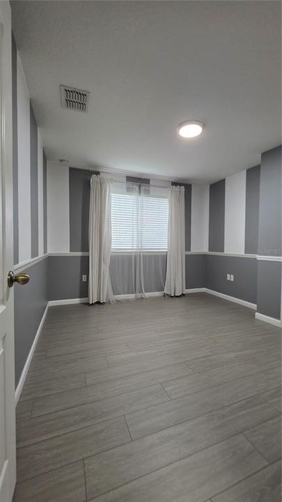 В аренду: $3,200 (5 спален, 2 ванн, 2521 Квадратных фут)