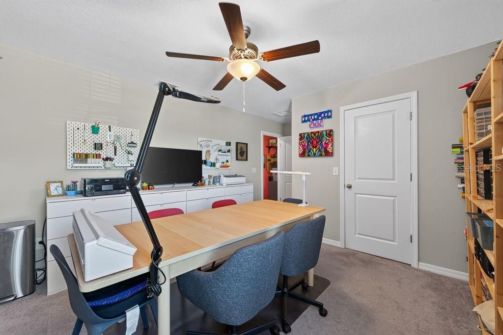 For Sale: $610,000 (5 beds, 2 baths, 2389 Square Feet)