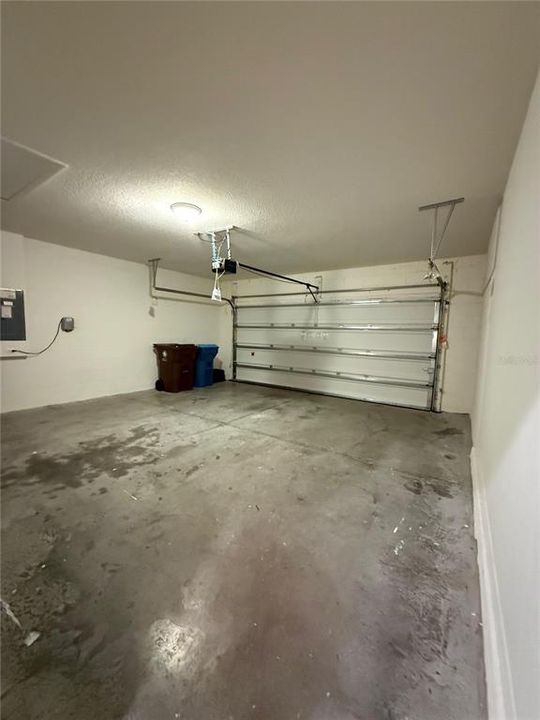 For Rent: $2,250 (3 beds, 2 baths, 1730 Square Feet)