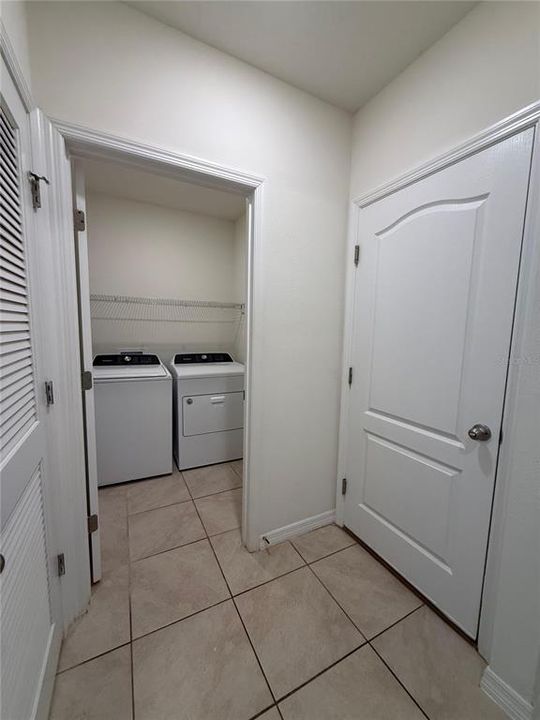 For Rent: $2,250 (3 beds, 2 baths, 1730 Square Feet)