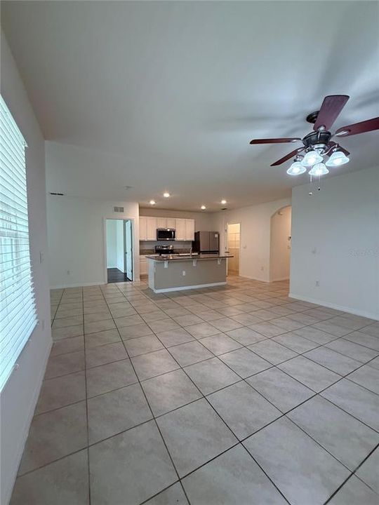 For Rent: $2,250 (3 beds, 2 baths, 1730 Square Feet)