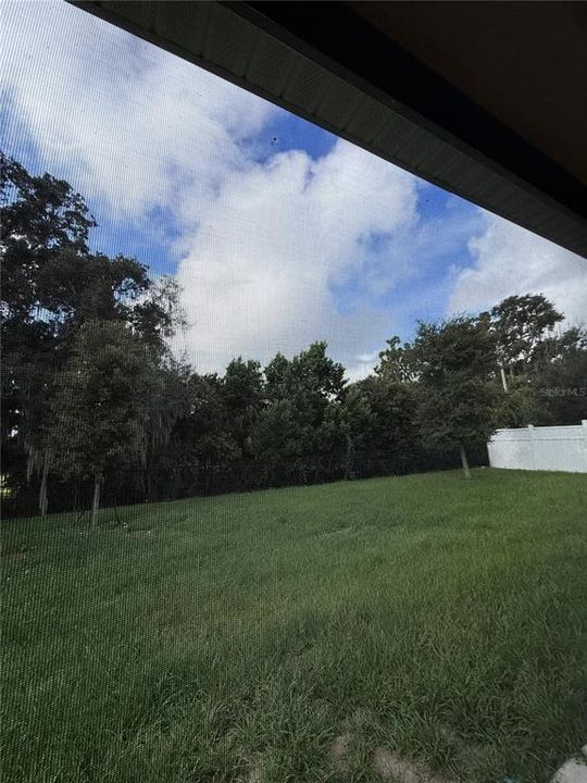 For Rent: $2,250 (3 beds, 2 baths, 1730 Square Feet)