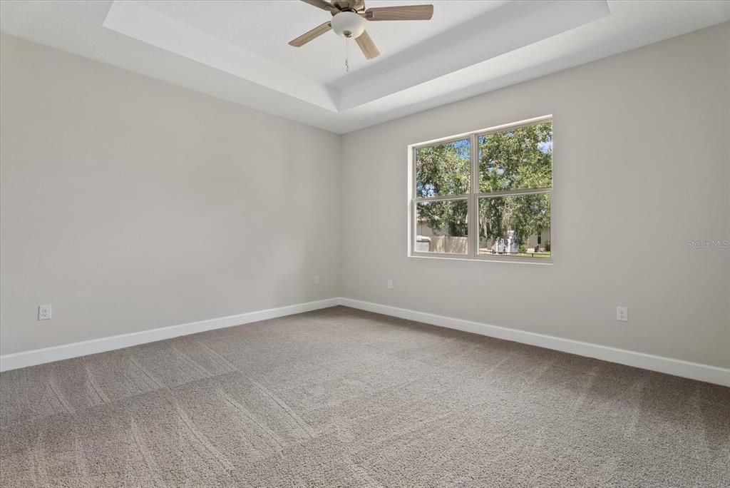 For Sale: $339,900 (4 beds, 2 baths, 1810 Square Feet)