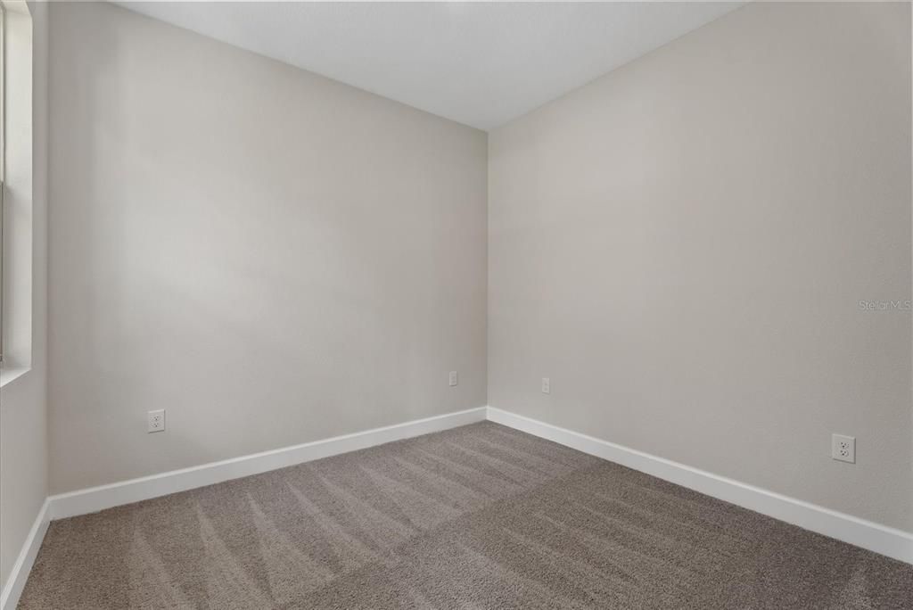 For Sale: $339,900 (4 beds, 2 baths, 1810 Square Feet)