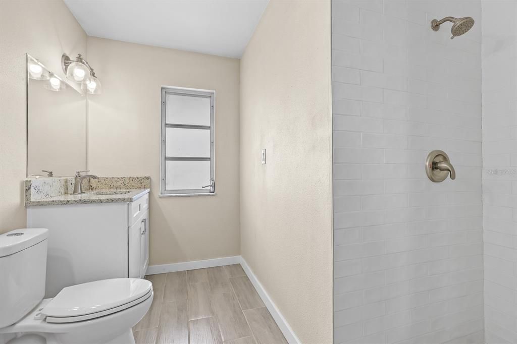 For Rent: $2,000 (2 beds, 2 baths, 1425 Square Feet)
