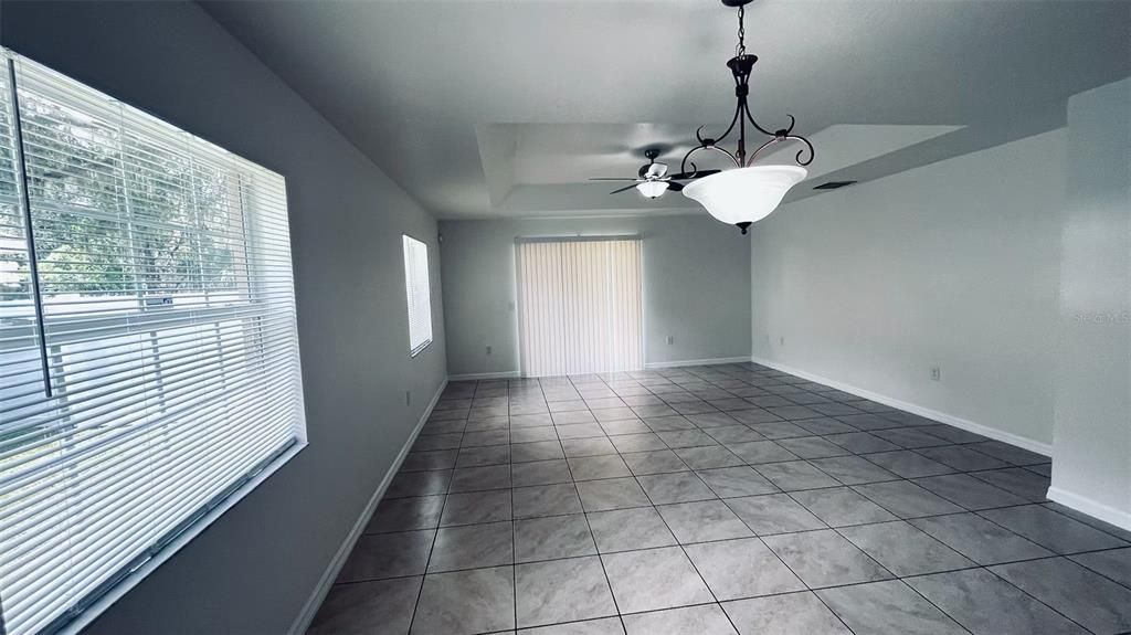 For Rent: $2,050 (3 beds, 2 baths, 1439 Square Feet)