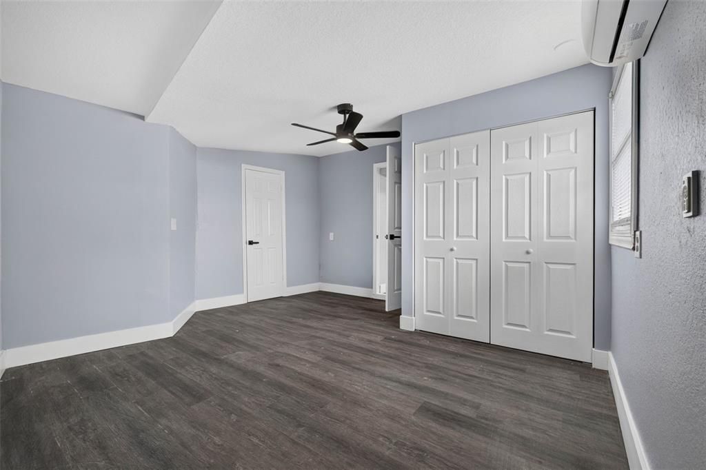 For Sale: $265,000 (4 beds, 3 baths, 2056 Square Feet)