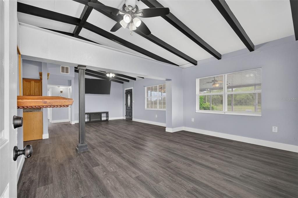For Sale: $265,000 (4 beds, 3 baths, 2056 Square Feet)