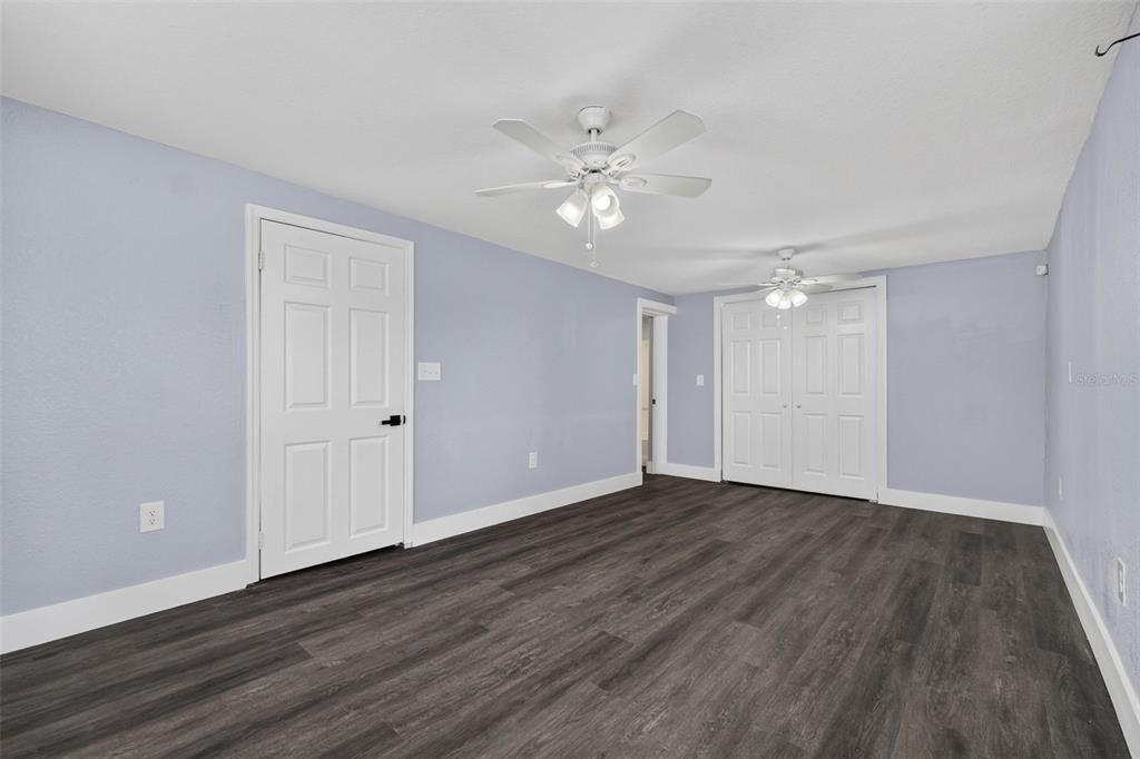 For Sale: $265,000 (4 beds, 3 baths, 2056 Square Feet)