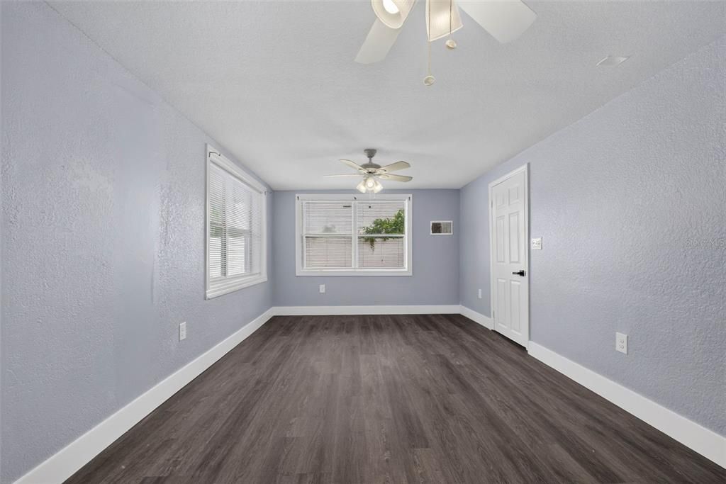 For Sale: $265,000 (4 beds, 3 baths, 2056 Square Feet)