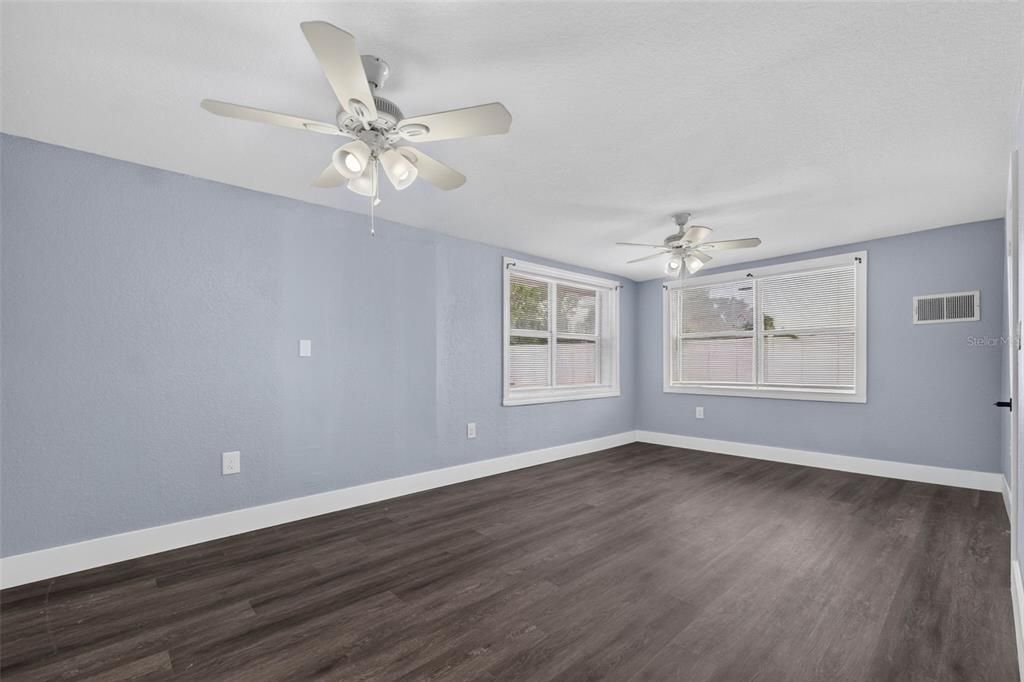 For Sale: $265,000 (4 beds, 3 baths, 2056 Square Feet)