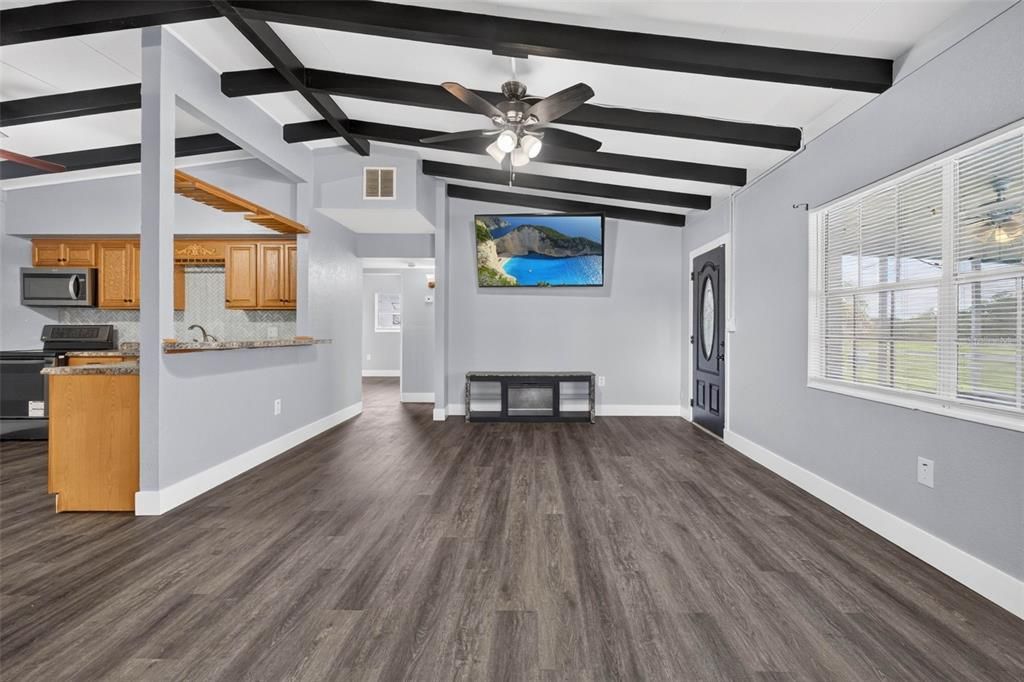For Sale: $265,000 (4 beds, 3 baths, 2056 Square Feet)