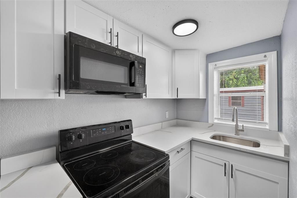 For Sale: $265,000 (4 beds, 3 baths, 2056 Square Feet)