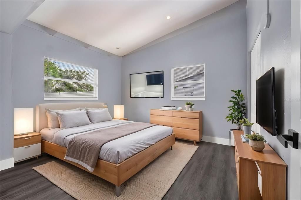 For Sale: $265,000 (4 beds, 3 baths, 2056 Square Feet)