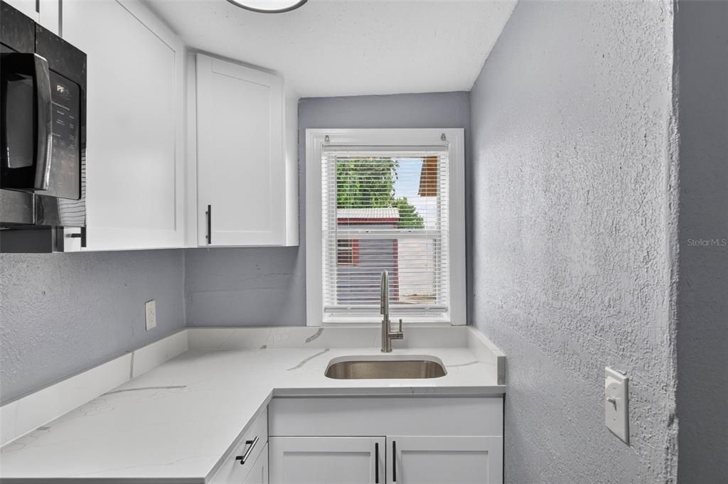 For Sale: $265,000 (4 beds, 3 baths, 2056 Square Feet)