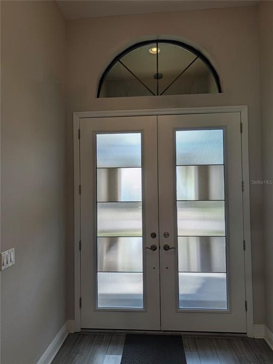 En Venta: $1,050,000 (4 camas, 4 baños, 2764 Pies cuadrados)