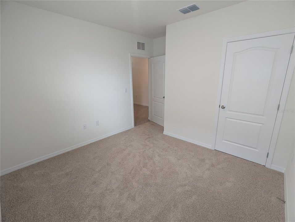 For Rent: $2,400 (4 beds, 2 baths, 1867 Square Feet)