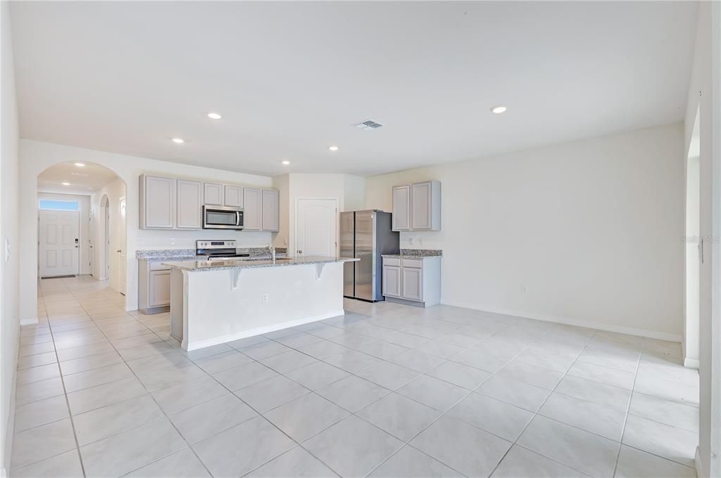 En Venta: $399,900 (4 camas, 2 baños, 1830 Pies cuadrados)