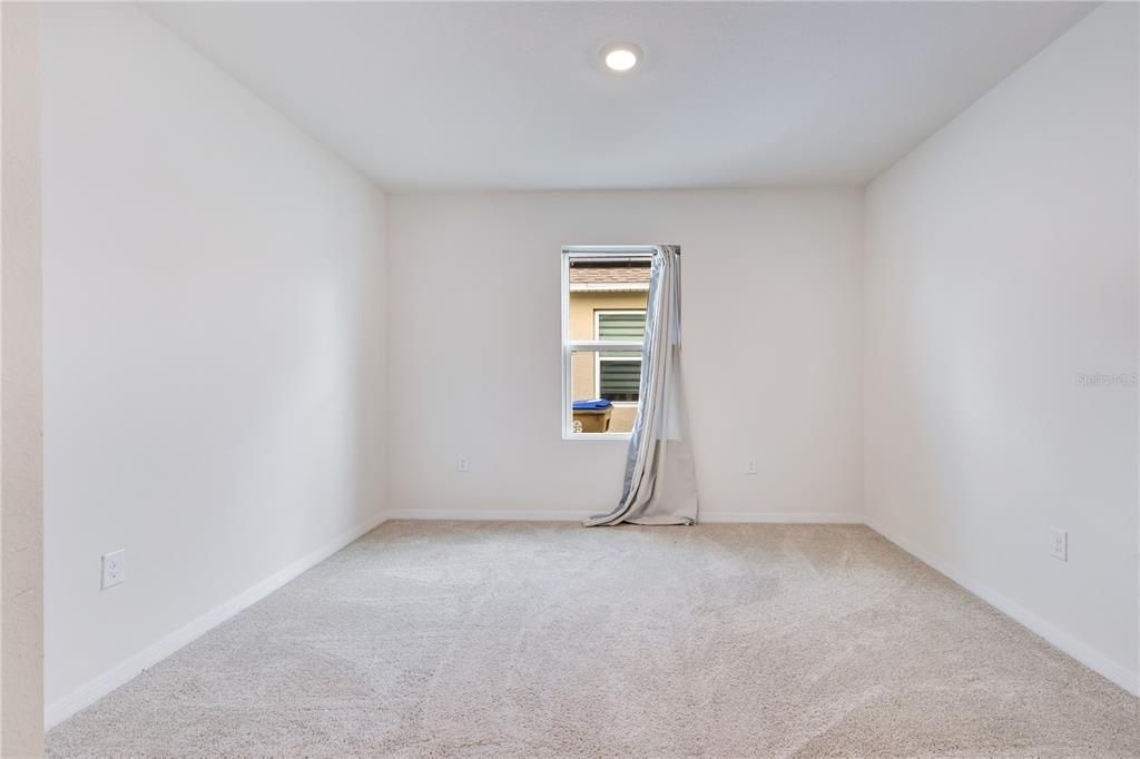 En Venta: $399,900 (4 camas, 2 baños, 1830 Pies cuadrados)