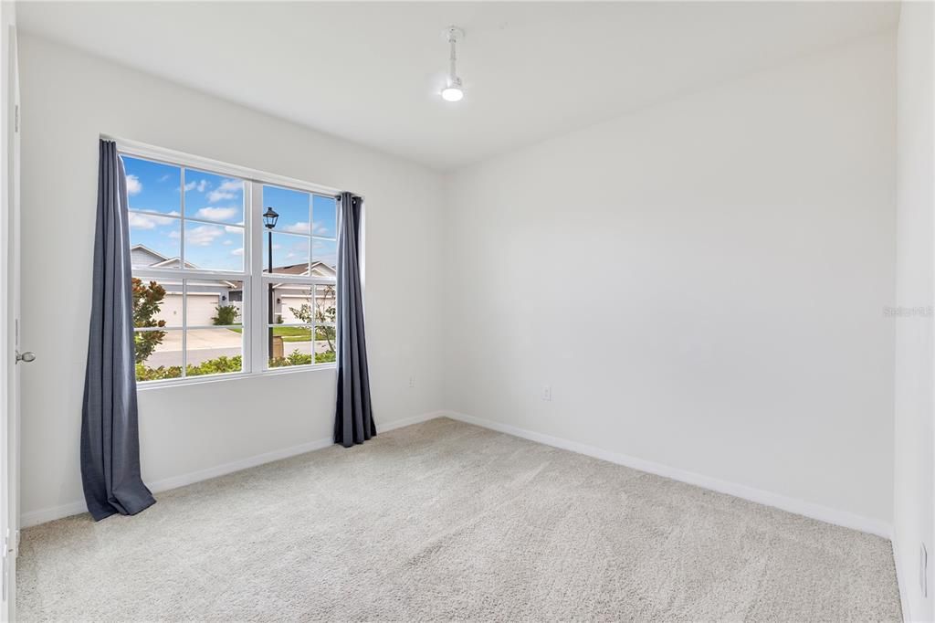 En Venta: $399,900 (4 camas, 2 baños, 1830 Pies cuadrados)