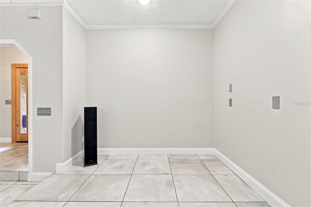 En Venta: $799,500 (3 camas, 2 baños, 2233 Pies cuadrados)