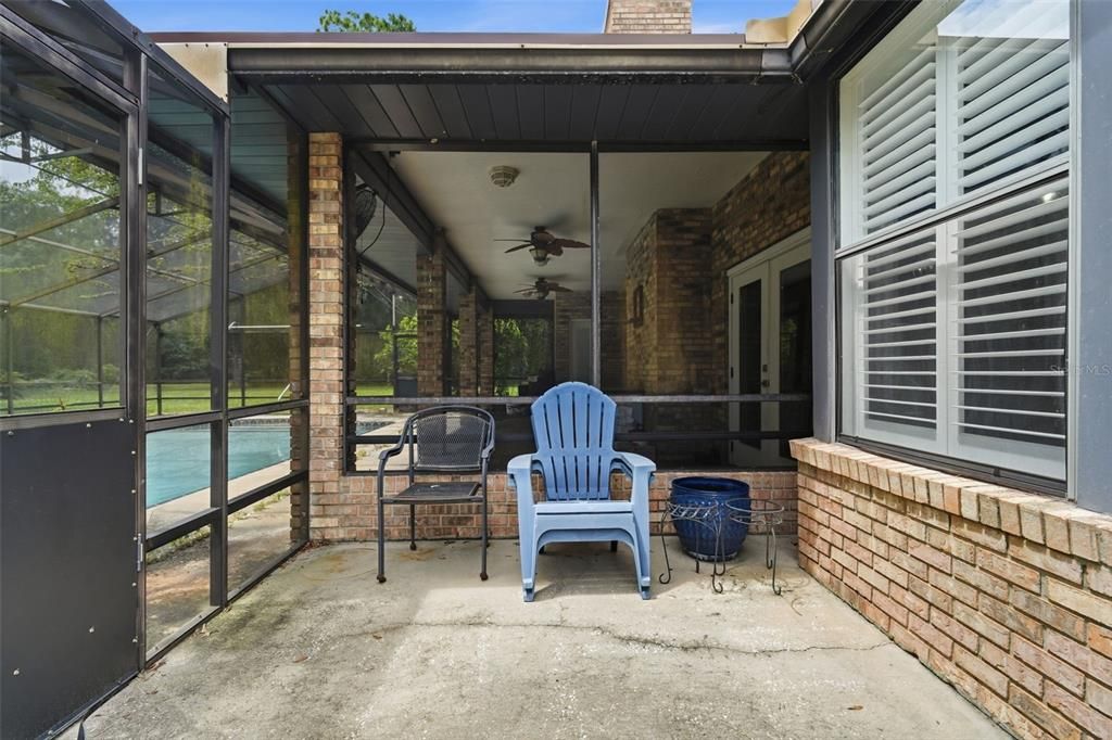En Venta: $799,500 (3 camas, 2 baños, 2233 Pies cuadrados)