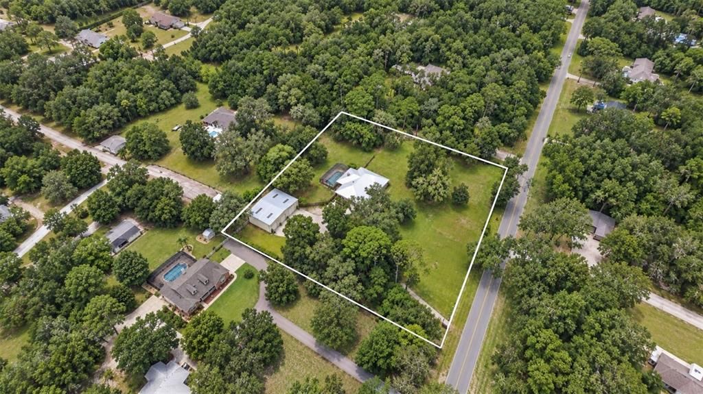En Venta: $799,500 (3 camas, 2 baños, 2233 Pies cuadrados)