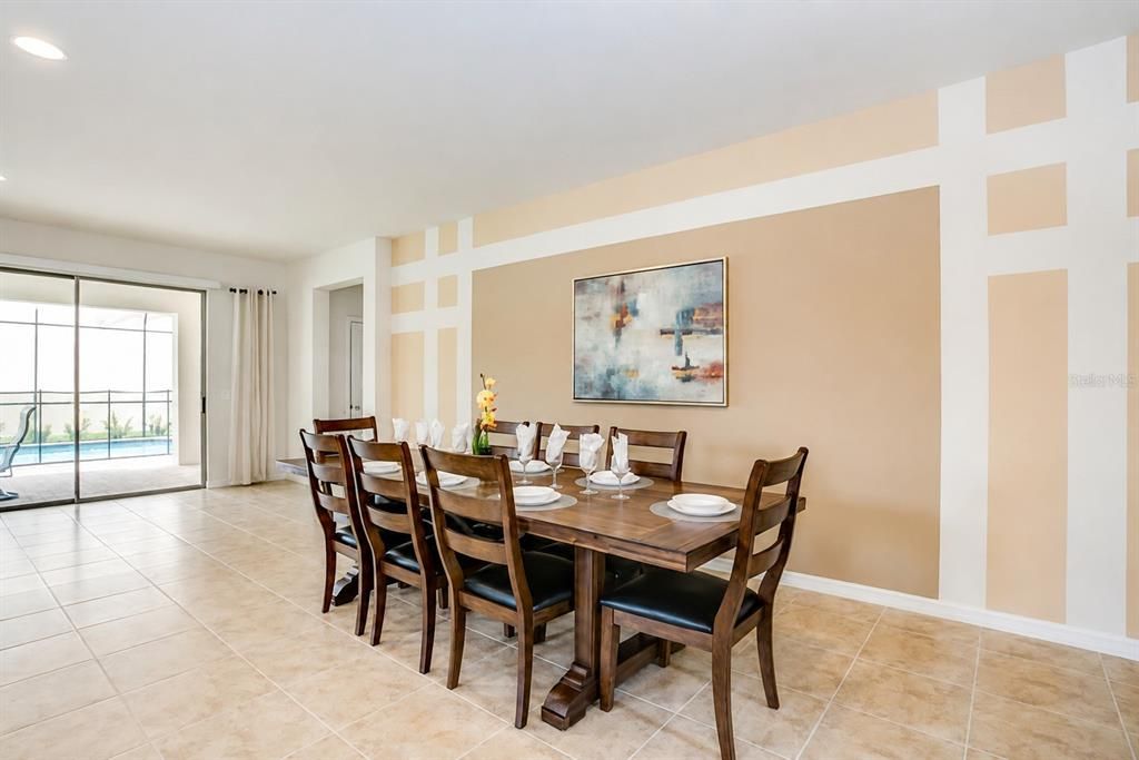 В аренду: $4,995 (8 спален, 6 ванн, 4041 Квадратных фут)