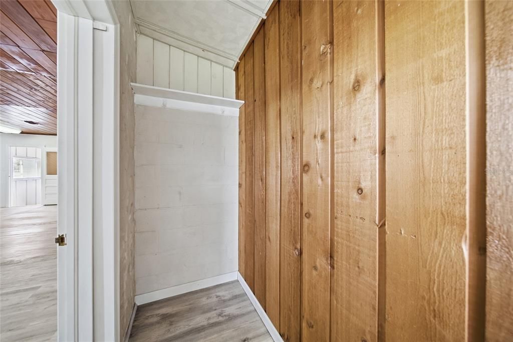 For Sale: $319,000 (0 beds, 0 baths, 1944 Square Feet)